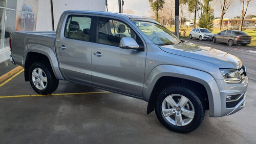 Imagen 10 de 15 de Volkswagen Amarok Highline 4x2 At 2022 Lb
