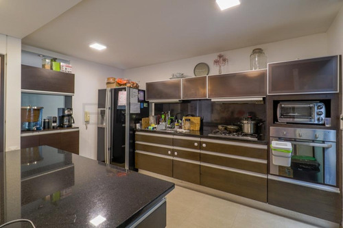 Imagen 3 de 17 de Casa En Venta En Medellín El Poblado