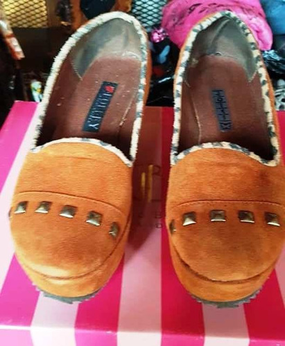 Mocasín Zapato  Cuero Gamuza Terracota Con Tachas 37