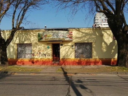 Calle Bulnes Entre Sargento Aldea E Isabel Riquelme