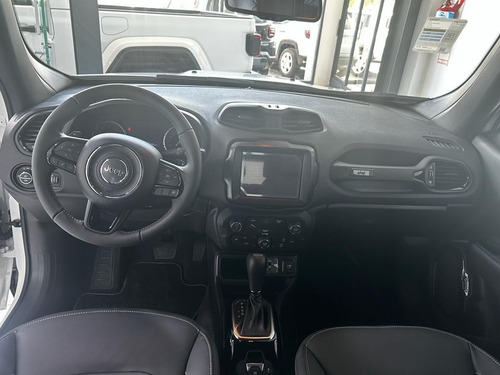 Imagen 11 de 13 de Jeep Renegade Longitud 80th Aniversario Jf