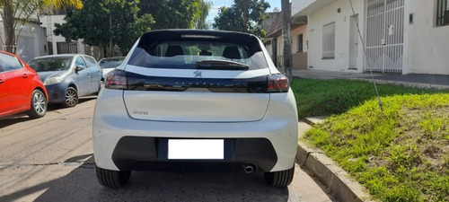 Imagen 5 de 7 de Peugeot 208 Feline Tiptronic 2022