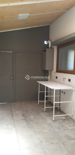 Casa En Venta De 4 Dorm. En Buín En Condominio Linderos