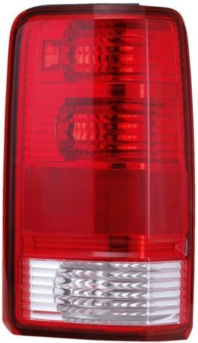 Foco Trasero Izq Dodge Nitro 3.7l In. V6 07-09