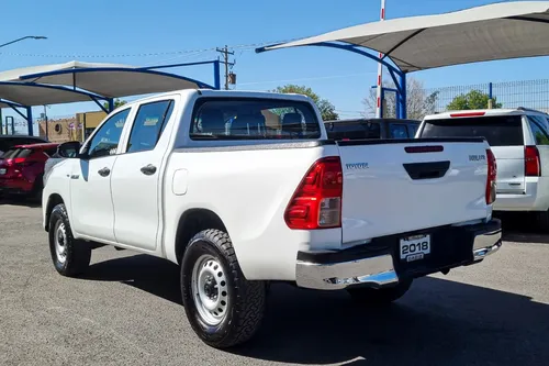 Toyota Hilux 2.8 Tdi Cabina Doble Mt
