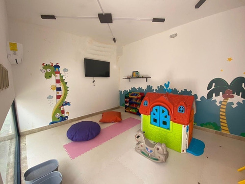 Casa(149) En Venta En Privada Zendera, Conkal