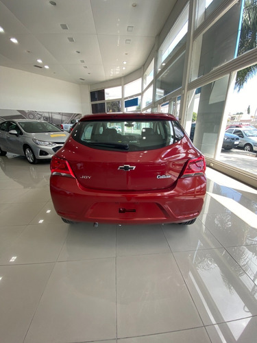 Imagen 10 de 18 de Chevrolet Onix 1.4 Joy Black