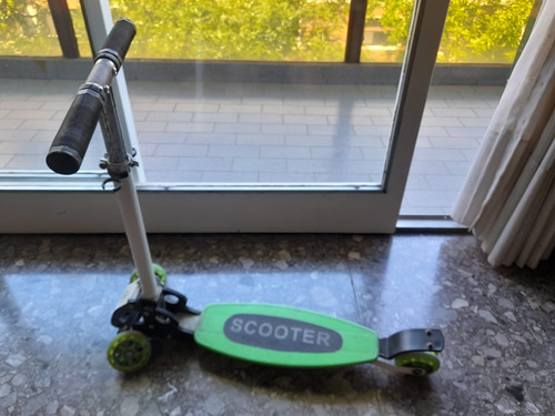 Monopatin Scooter