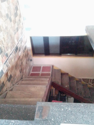 Imagen 16 de 19 de Vendo Casa De Dos Pisos En El Macaro