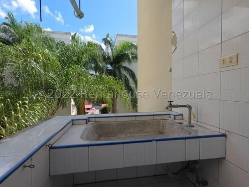 Imagen 16 de 30 de Apartamento En Alquiler Al Oeste De La Cuidad. Tu Asesor De Confianza Kenlimar Nieto. Contactarme #0424 5/2/2/3/7/9/7# Código Flex. 23-15194