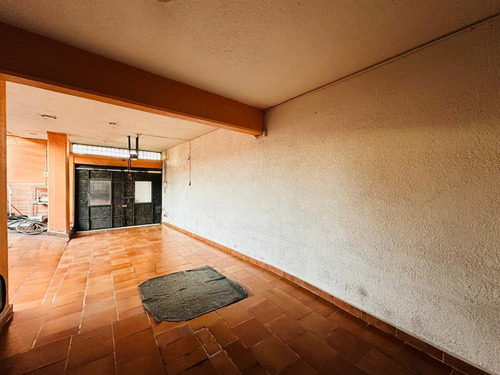 En Venta Casa Para Remodelar En Colonia El Mirador