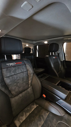 Toyota Sequoia
