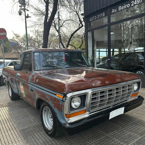 Ford F-100 3.6 Lujo