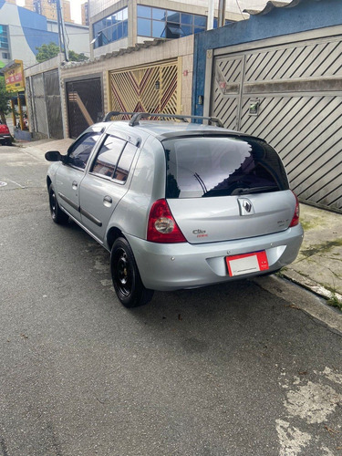 Imagem 4 de 7 de Renault Clio