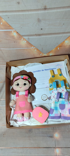 Kit Boneca Maria Com Roupas No Jardim Das Fadas Lúdico