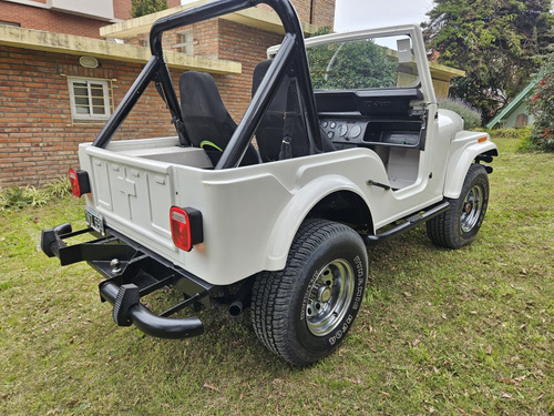 Jeep Ika 4x4 Motor 221 Caja Zf