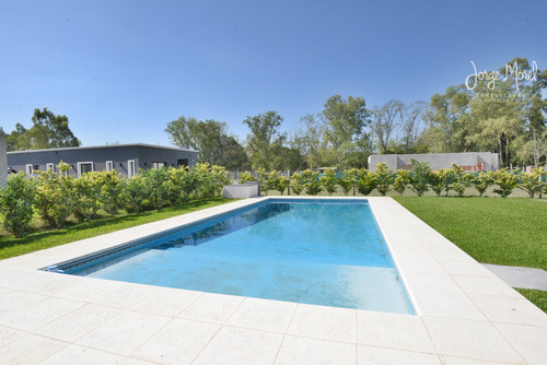 Casa Interno #0-100 - Pilar Del Este - Santa Emilia - 510m2 #id 17982