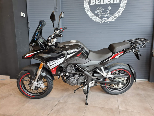 Imagen 2 de 25 de Benelli Trk 251 - No Voge, No Royal Enfield!
