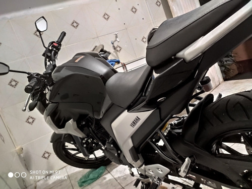 Imagem 3 de 15 de Yamaha Fz25