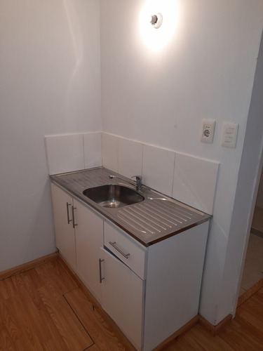 Vendo Casa Tipo Monoambiente Reciclado En La Blanqueada