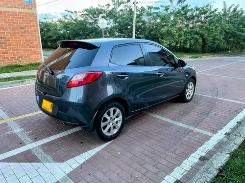 Mazda 2 1.5 Hatchback Negociable!