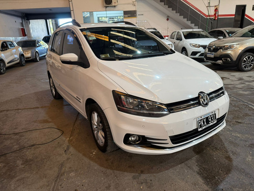 Volkswagen Suran 1.6 Imotion Highline 110cv