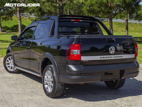 Imagen 3 de 25 de Volkswagen Saveiro 1.6 Cross Extra Full | Permuta / Financia
