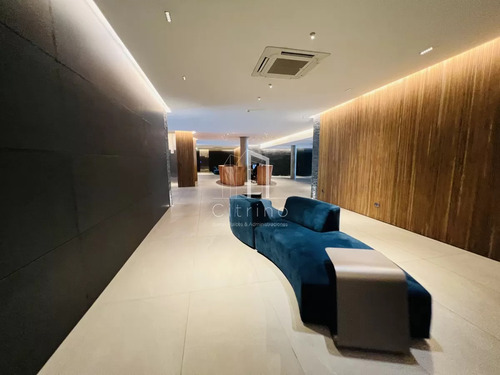 Venta De Apartamento En Crystal View En Complejo Solanas Resort Barrio Privado.