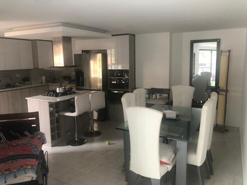 Apartamento En Venta Sector Belen La Palma, Medellín