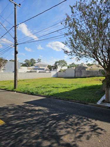 Vendo 3 Lotes No Village Saint Claire. Creci:290463