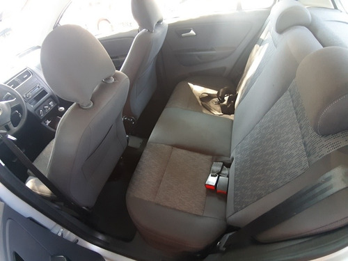 Volkswagen Fox 1.0 Vht Trend Total Flex 5p 2013