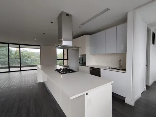 Apartamento En Venta En Los Balsos. Cod V17044