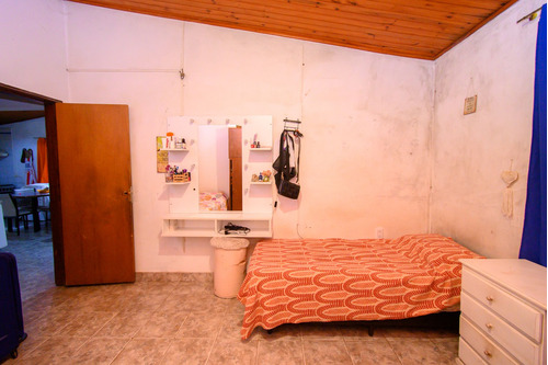 Remax Vende Casa De Dos Dormitorios En Santo Tomé!