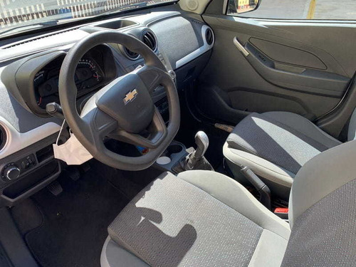 Imagem 6 de 10 de Chevrolet Montana 1.4 Ls 8v Flex 2p Manual