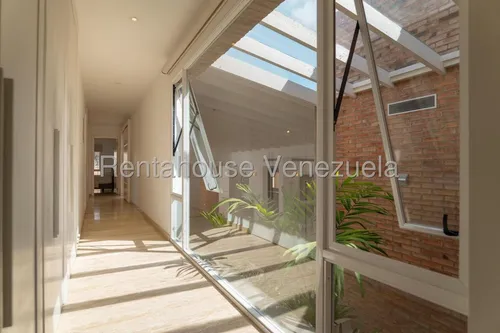 25-17775 Rahl Casa En Alquiler
