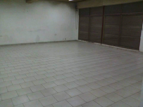 Venta Local En Esquina, Caleta Olivia