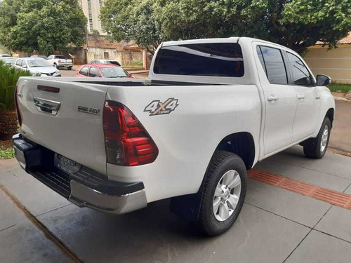 Toyota Hilux 2.8 Sr 4x4 Cd 16v Diesel 4p Aut