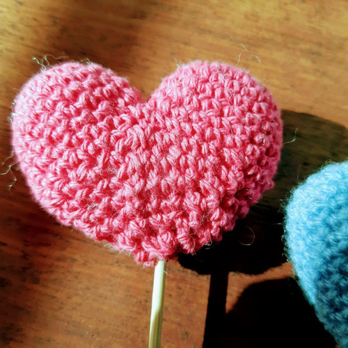Imagen 3 de 5 de Pinchos Corazon Crochet Bautismos Comuniones Baby Shower X40