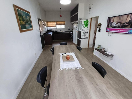 Casa En Venta - 2 Dormitorios 2 Baños - Santa Fe
