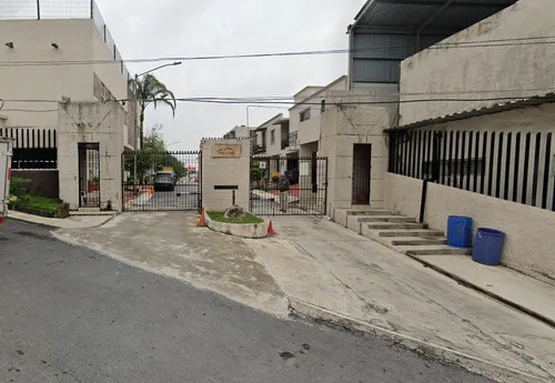 Casa En Recuperación En Colinas De La Silla, Guadalupe, Nl. Sh05