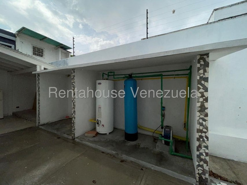 Casa En Alquiler - Mls #25-21500