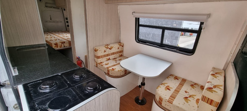 Imagen 10 de 19 de Motorhome Mercedes Benz Sprinter 515 Pbarbus