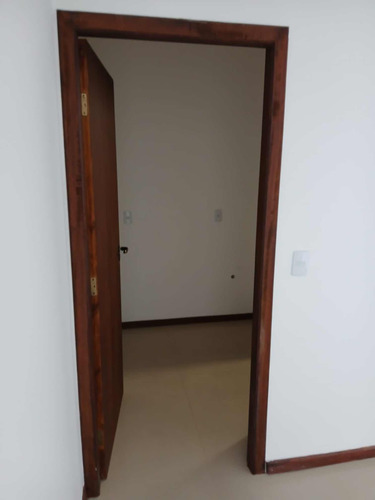 Vendo 3 Salas Comerciais No Centro De Florianópolis