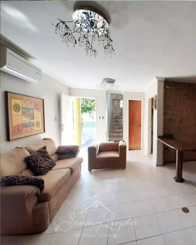 Imagen 4 de 14 de En Venta Bella Casa Araguama Country Maracay Aragua