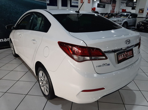 Imagem 8 de 10 de Hyundai Hb20s 1.6 Comfort Plus 16v 2019