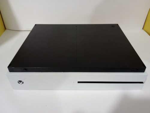 Consola Xbox One S 1tb Medio Uso Blanco (Reacondicionado)