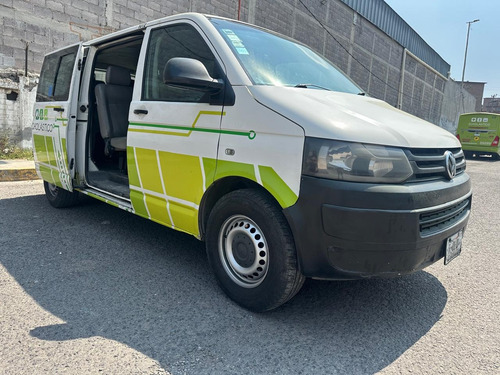 Volkswagen Transporter 2.0 9pas Aa Mt