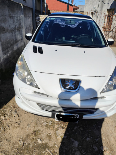 Peugeot 207 1.6 Feline 106cv