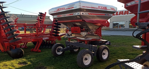 Imagen 12 de 15 de Fertilizadora Syra Intense 4000 A Cinta Electrohidraulica