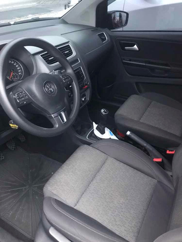 Volkswagen Fox 1.6 Vht Trend Total Flex 5p 2014